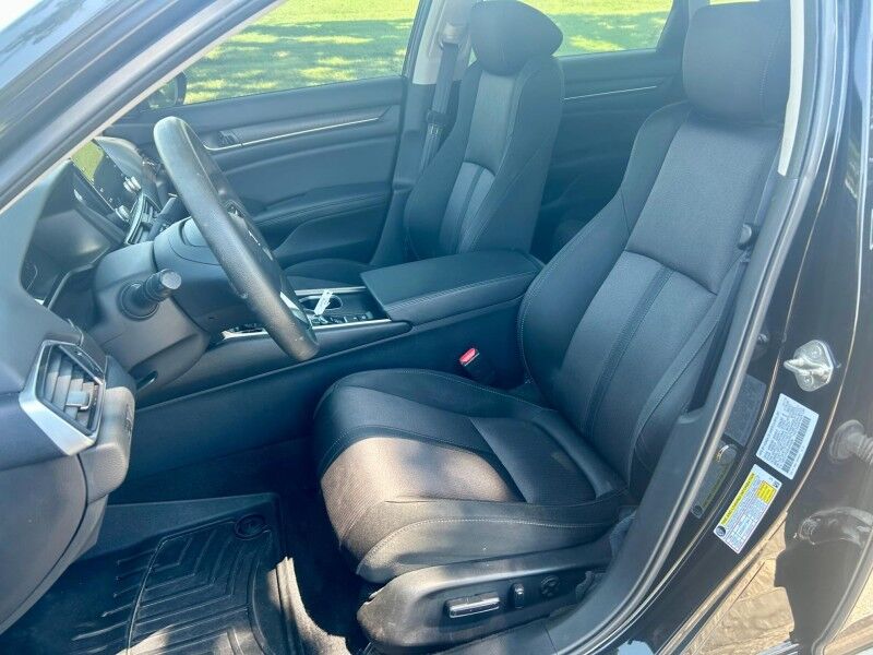 2019 Honda Accord Sedan EX 1.5T Harper KS