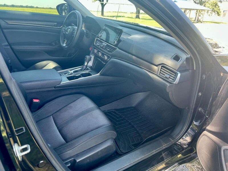 2019 Honda Accord Sedan EX 1.5T Harper KS
