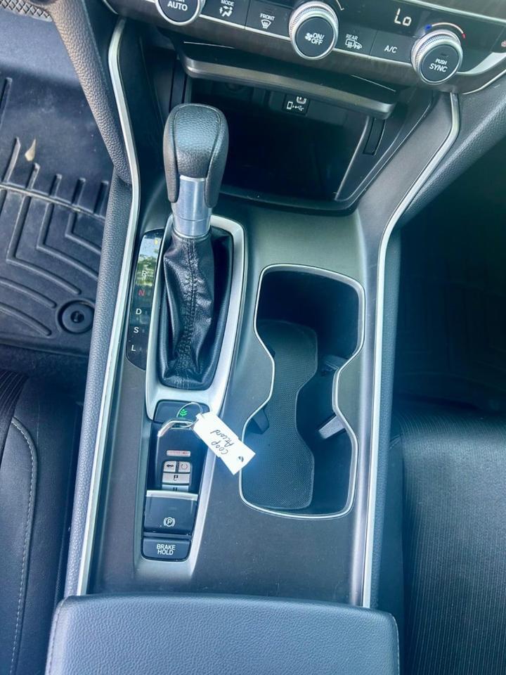 2019 Honda Accord Sedan EX 1.5T Harper KS