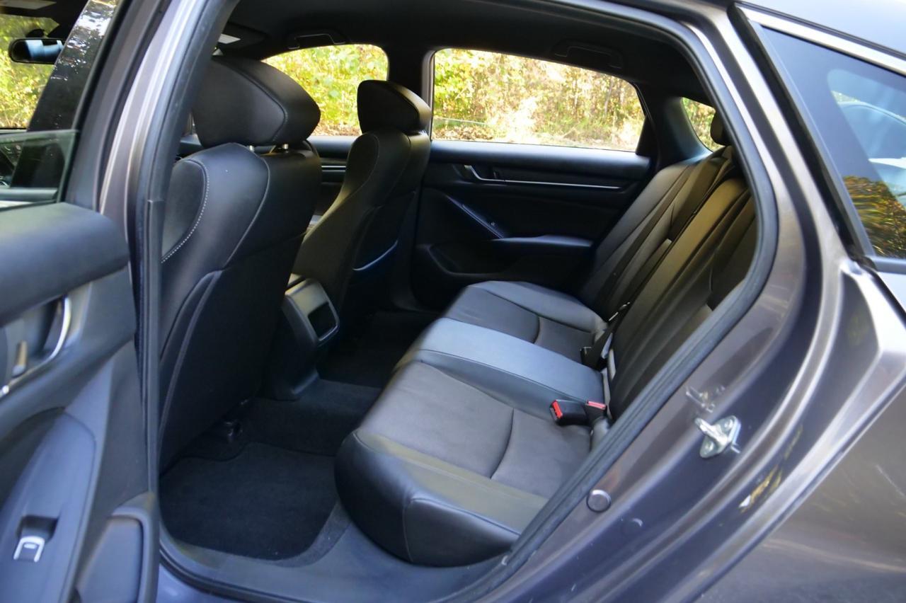 2019 Honda Accord Sedan Sport / CarPlay / Sport Mode! Lincolnton NC