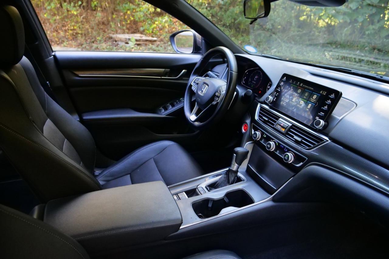 2019 Honda Accord Sedan Sport / CarPlay / Sport Mode! Lincolnton NC
