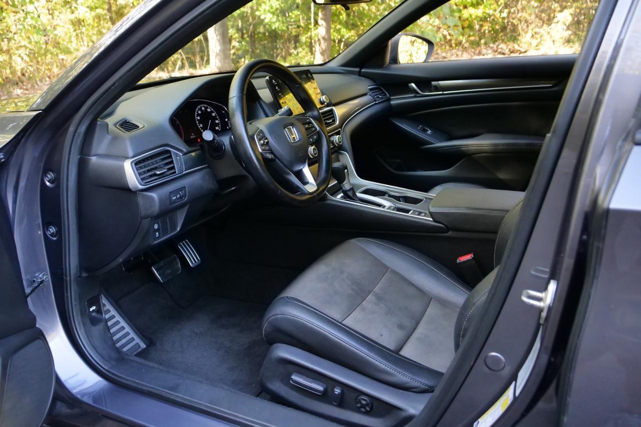 2019 Honda Accord Sedan Sport / CarPlay / Sport Mode! Lincolnton NC