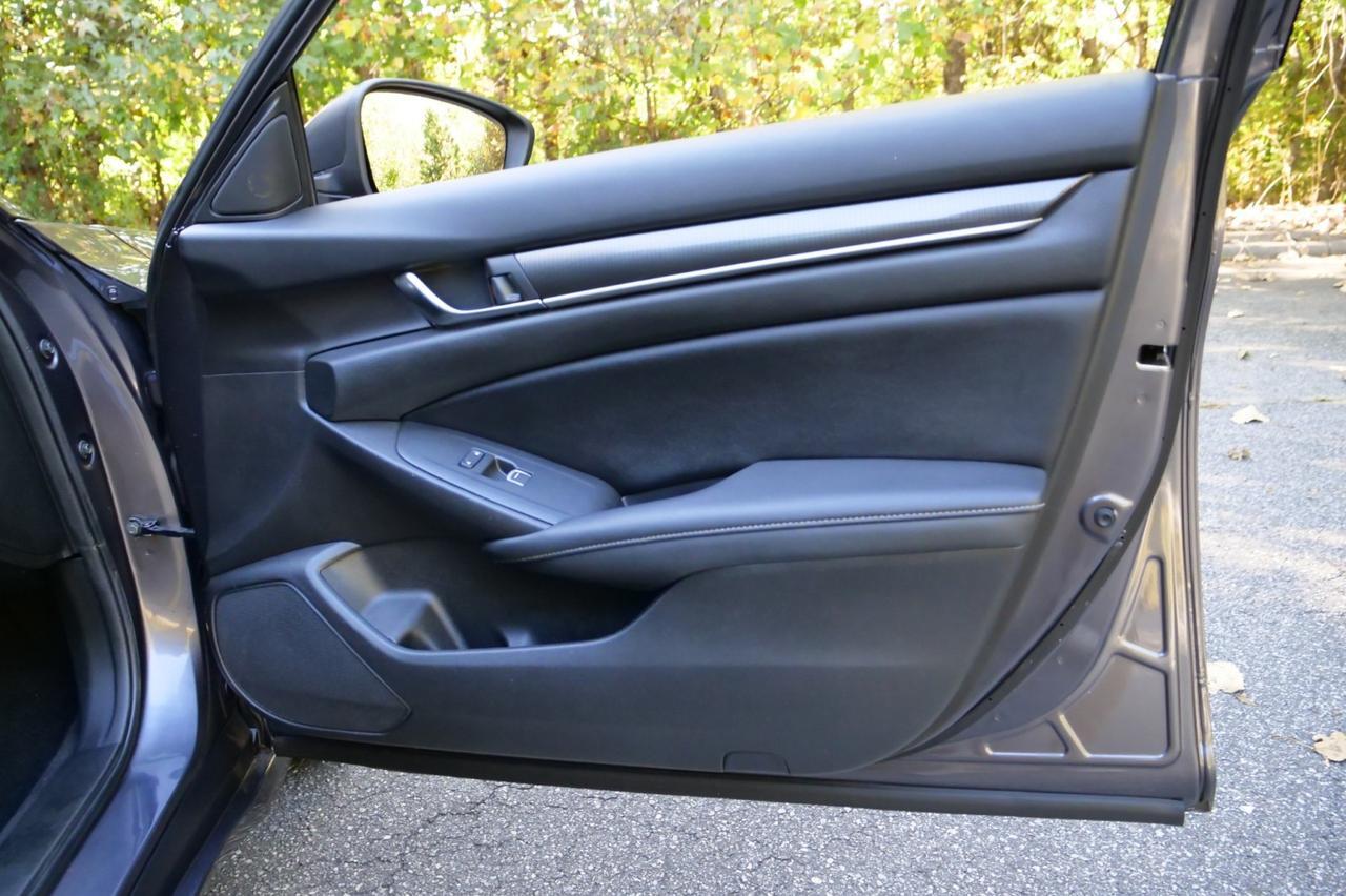 2019 Honda Accord Sedan Sport / CarPlay / Sport Mode! Lincolnton NC