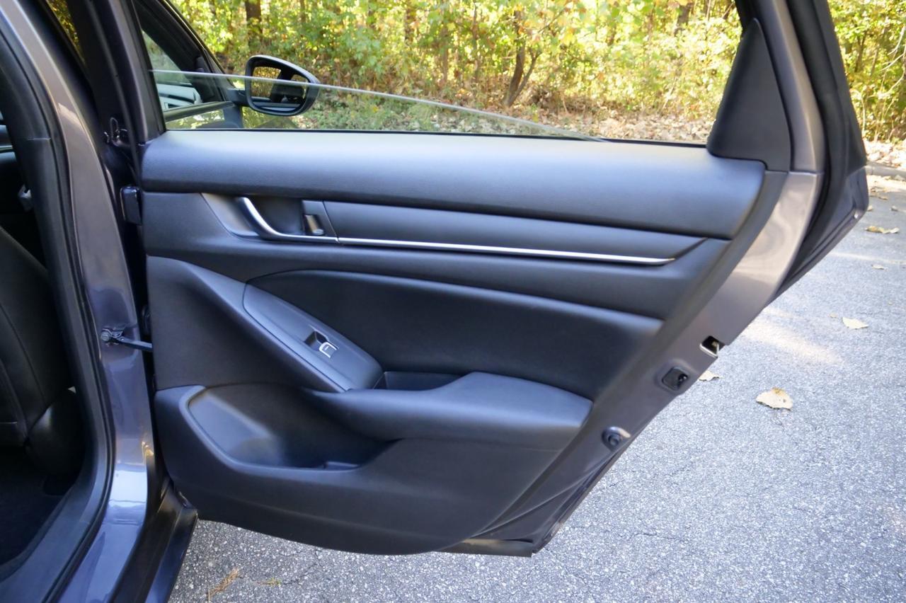2019 Honda Accord Sedan Sport / CarPlay / Sport Mode! Lincolnton NC