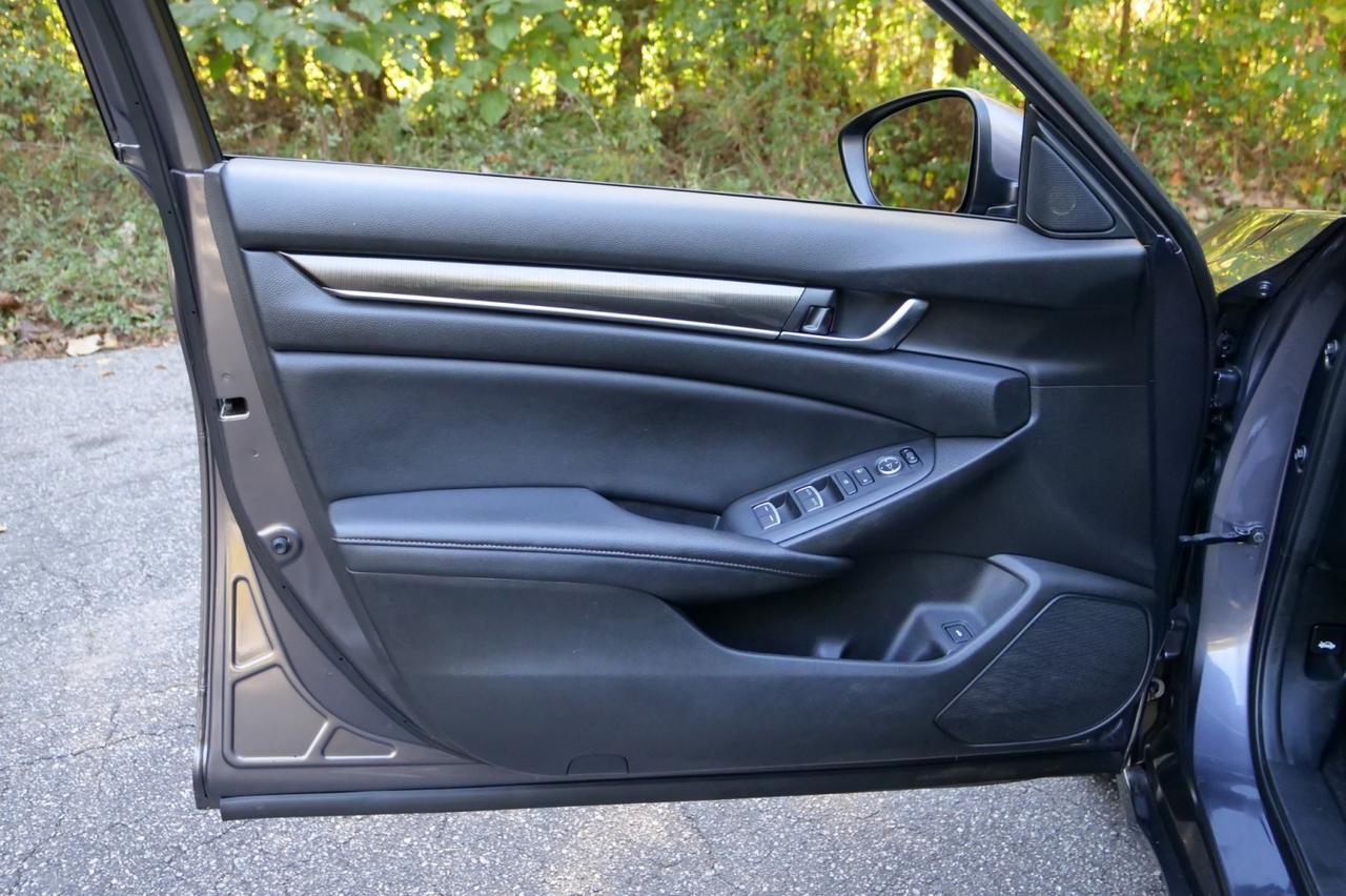 2019 Honda Accord Sedan Sport / CarPlay / Sport Mode! Lincolnton NC
