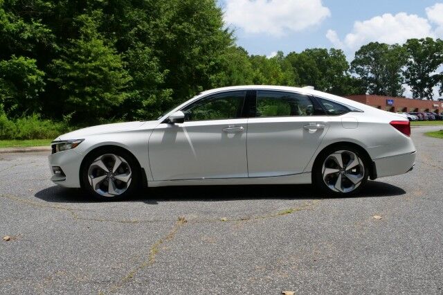 2019 Honda Accord Sedan Touring 2.0T / Heated & Cooled Seats / Sunroof! High Point NC