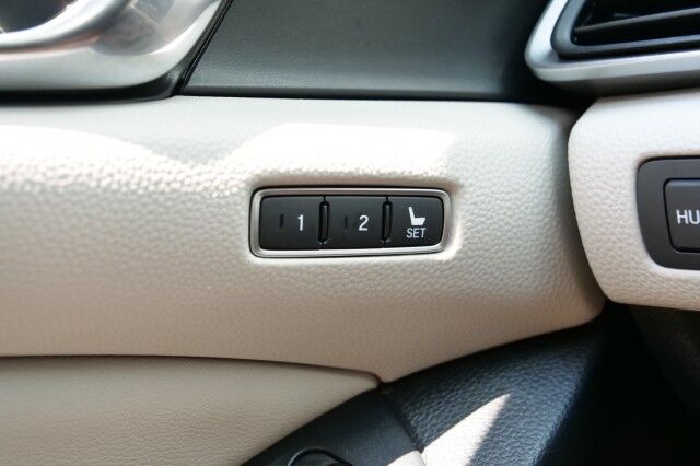 2019 Honda Accord Sedan Touring 2.0T / Heated & Cooled Seats / Sunroof! High Point NC