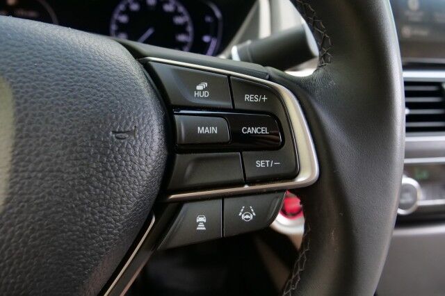 2019 Honda Accord Sedan Touring 2.0T / Heated & Cooled Seats / Sunroof! High Point NC