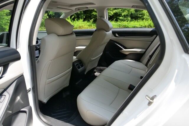 2019 Honda Accord Sedan Touring 2.0T / Heated & Cooled Seats / Sunroof! High Point NC
