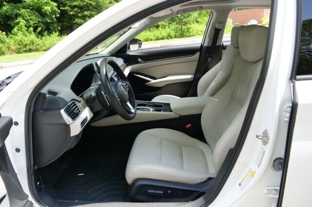 2019 Honda Accord Sedan Touring 2.0T / Heated & Cooled Seats / Sunroof! High Point NC