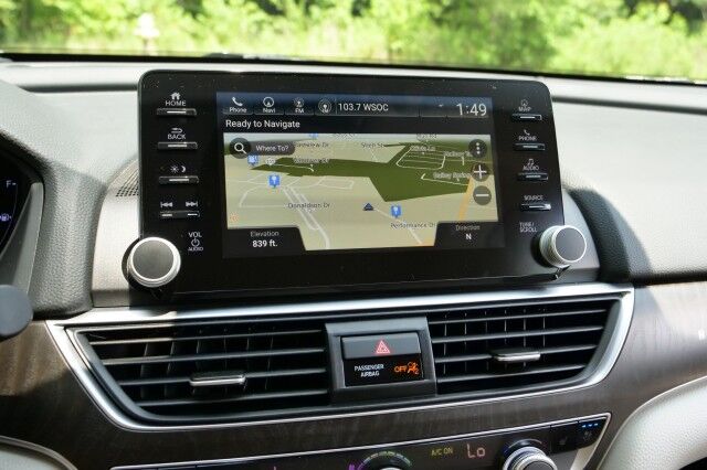 2019 Honda Accord Sedan Touring 2.0T / Heated & Cooled Seats / Sunroof! High Point NC