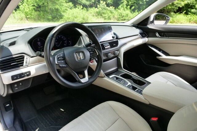 2019 Honda Accord Sedan Touring 2.0T / Heated & Cooled Seats / Sunroof! High Point NC