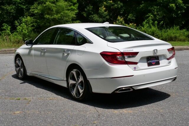 2019 Honda Accord Sedan Touring 2.0T / Heated & Cooled Seats / Sunroof! High Point NC