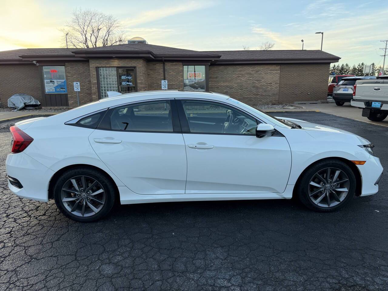 2019 Honda Civic EX 4dr Sedan Eldridge IA