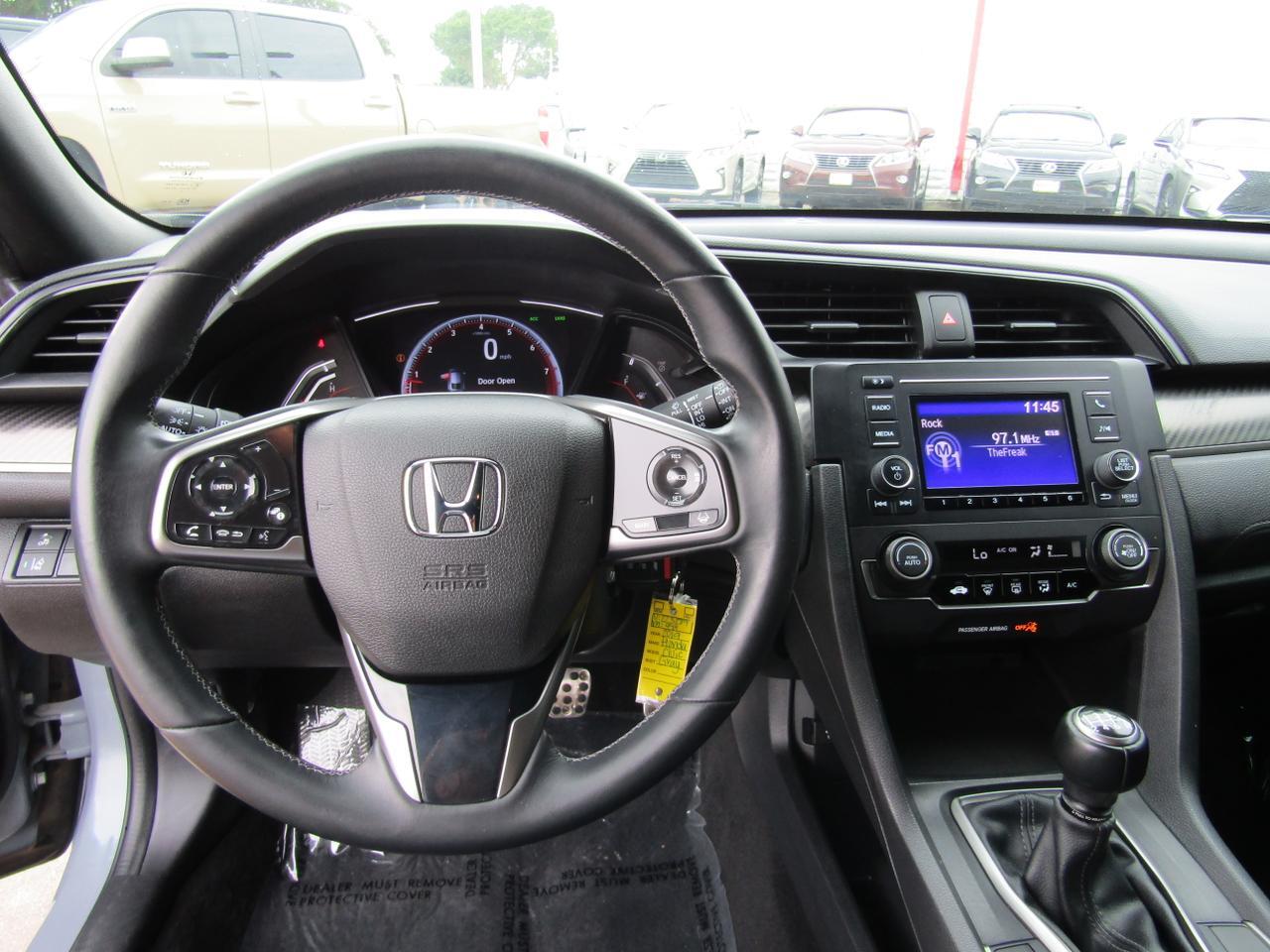 2019 Honda Civic Sport photo 14