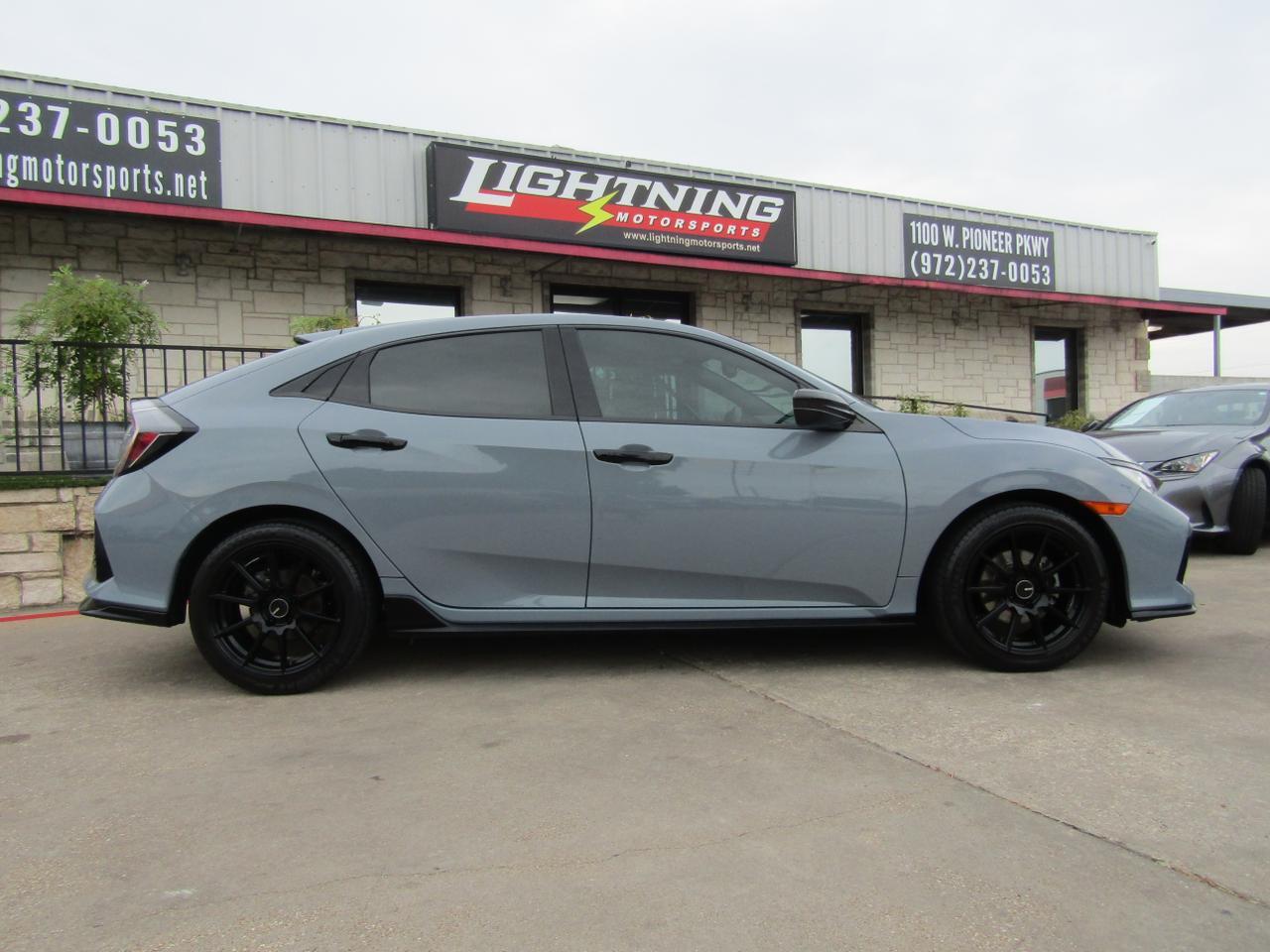 2019 Honda Civic Sport photo 4