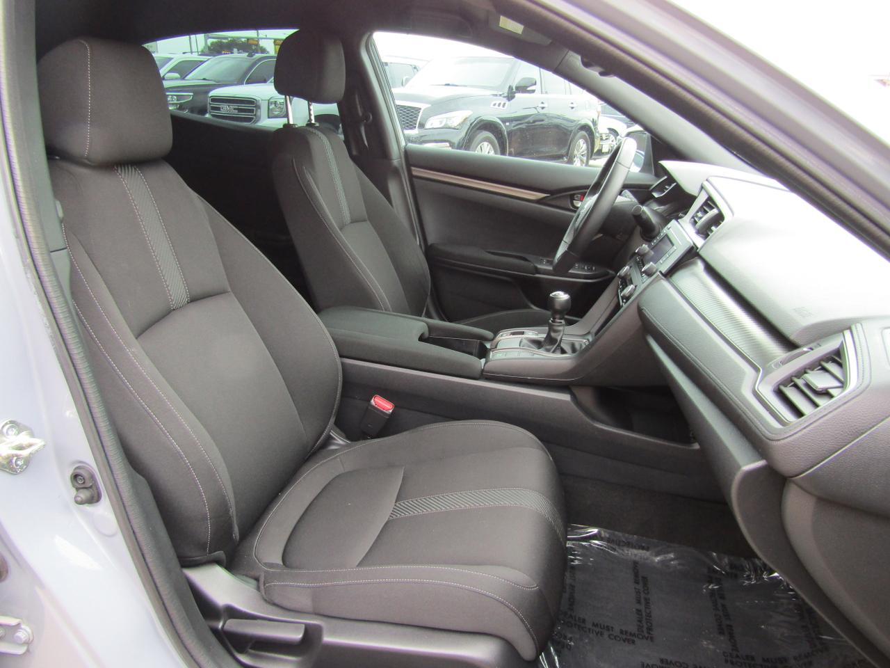 2019 Honda Civic Sport photo 10