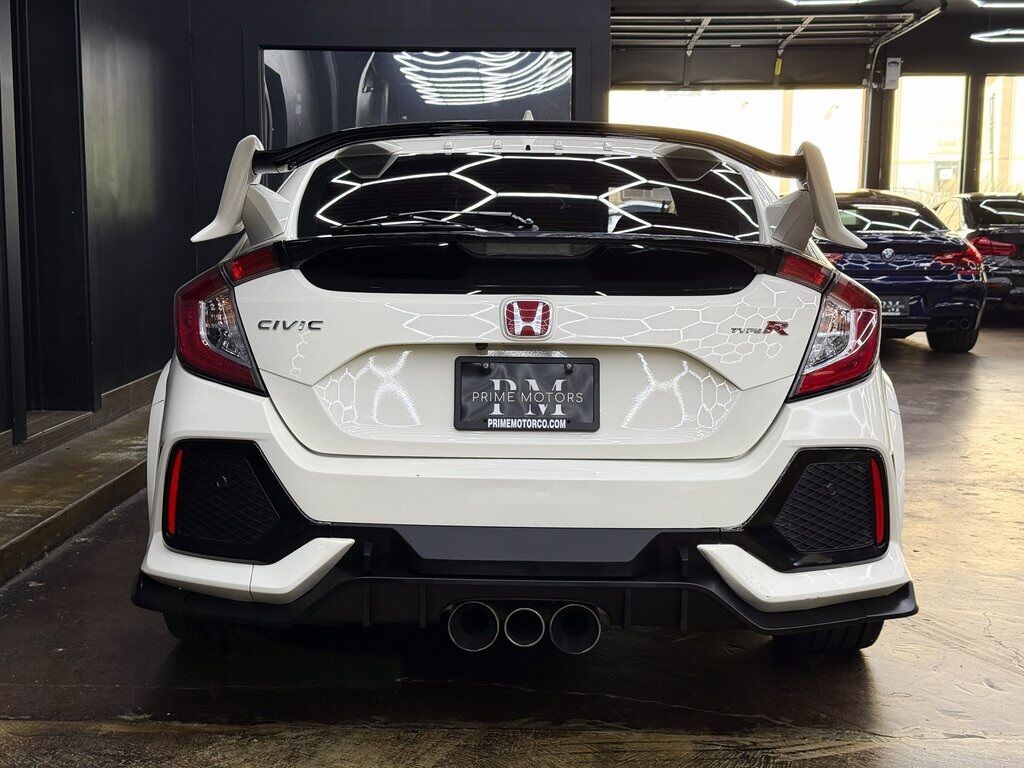 2019 Honda Civic Type R Touring photo 8