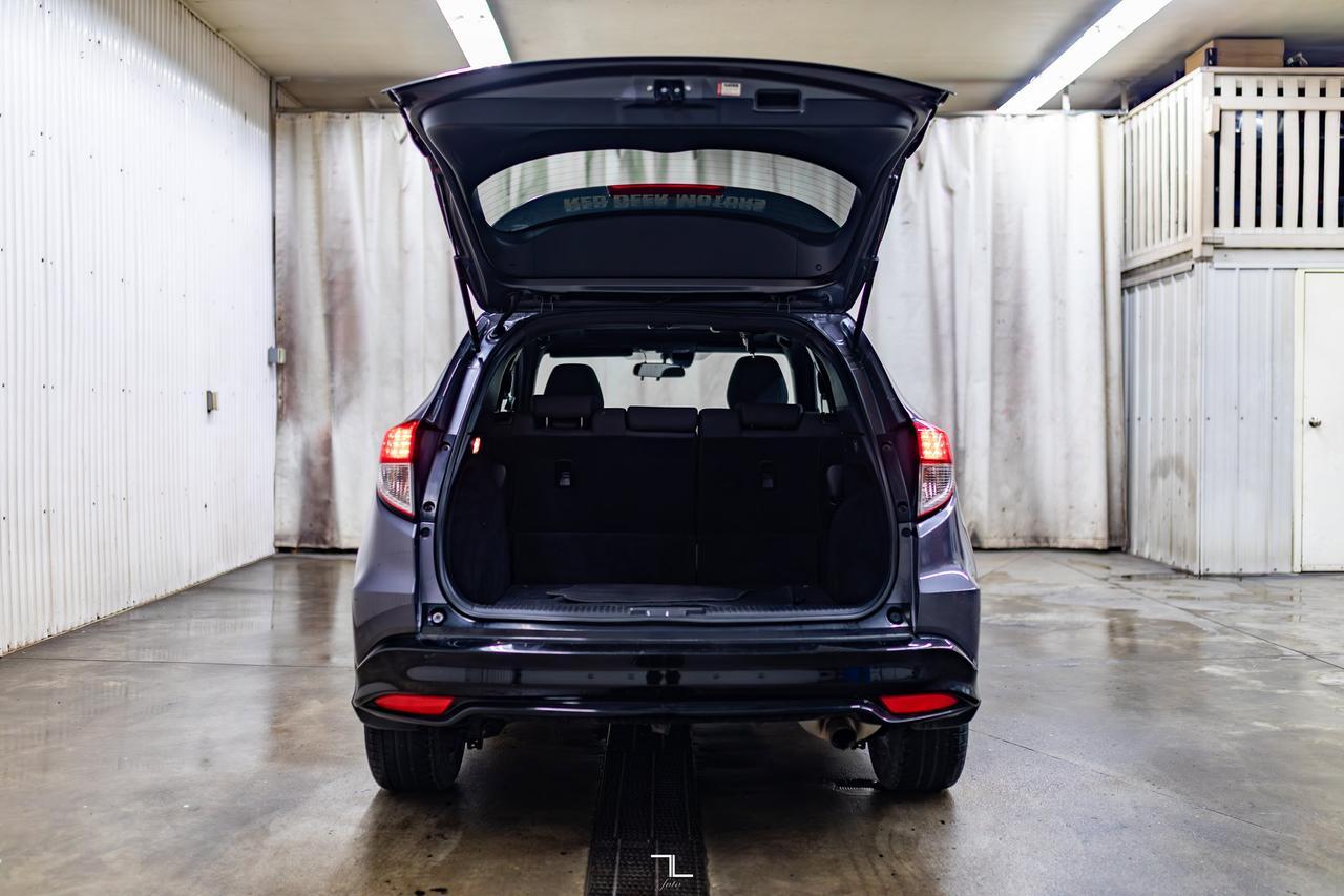 2019 Honda HR-V AWD Sport Roof BCam Red Deer AB
