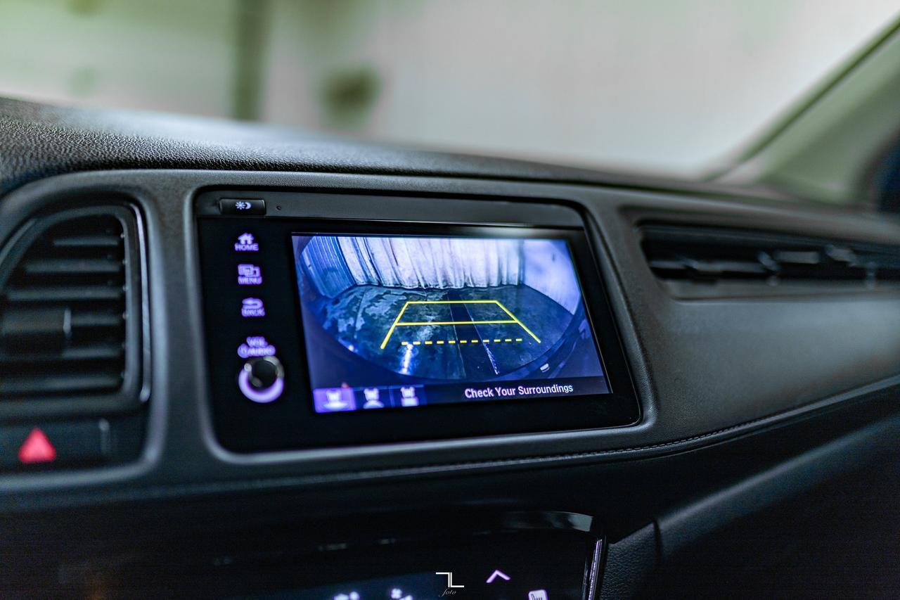 2019 Honda HR-V FWD LX BCam Heated Seats Red Deer AB