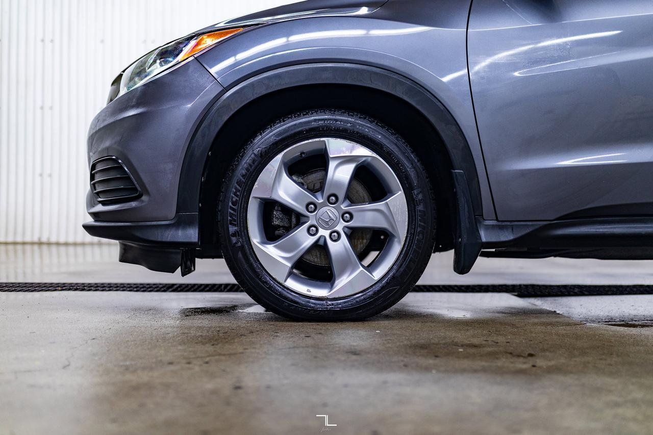 2019 Honda HR-V FWD LX BCam Heated Seats Red Deer AB