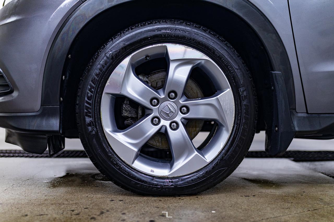 2019 Honda HR-V FWD LX BCam Heated Seats Red Deer AB