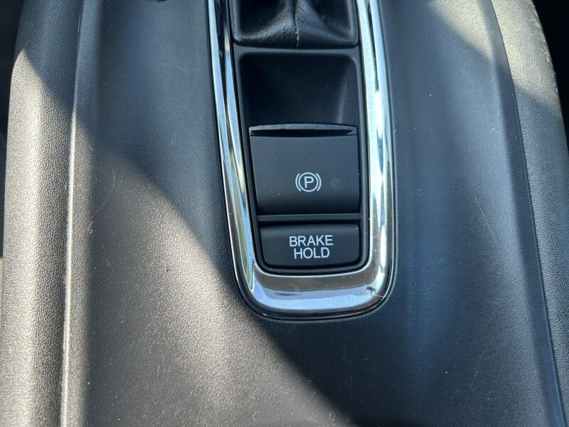 2019 Honda HR-V LX - 1 OWNER - LITTLE OLD COUPLE CAR Webster MA