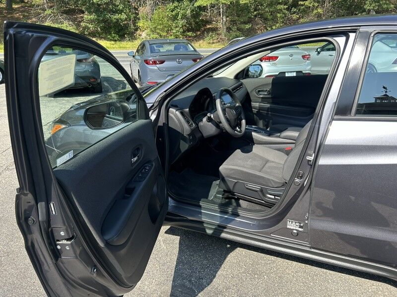 2019 Honda HR-V LX - 1 OWNER - LITTLE OLD COUPLE CAR Webster MA