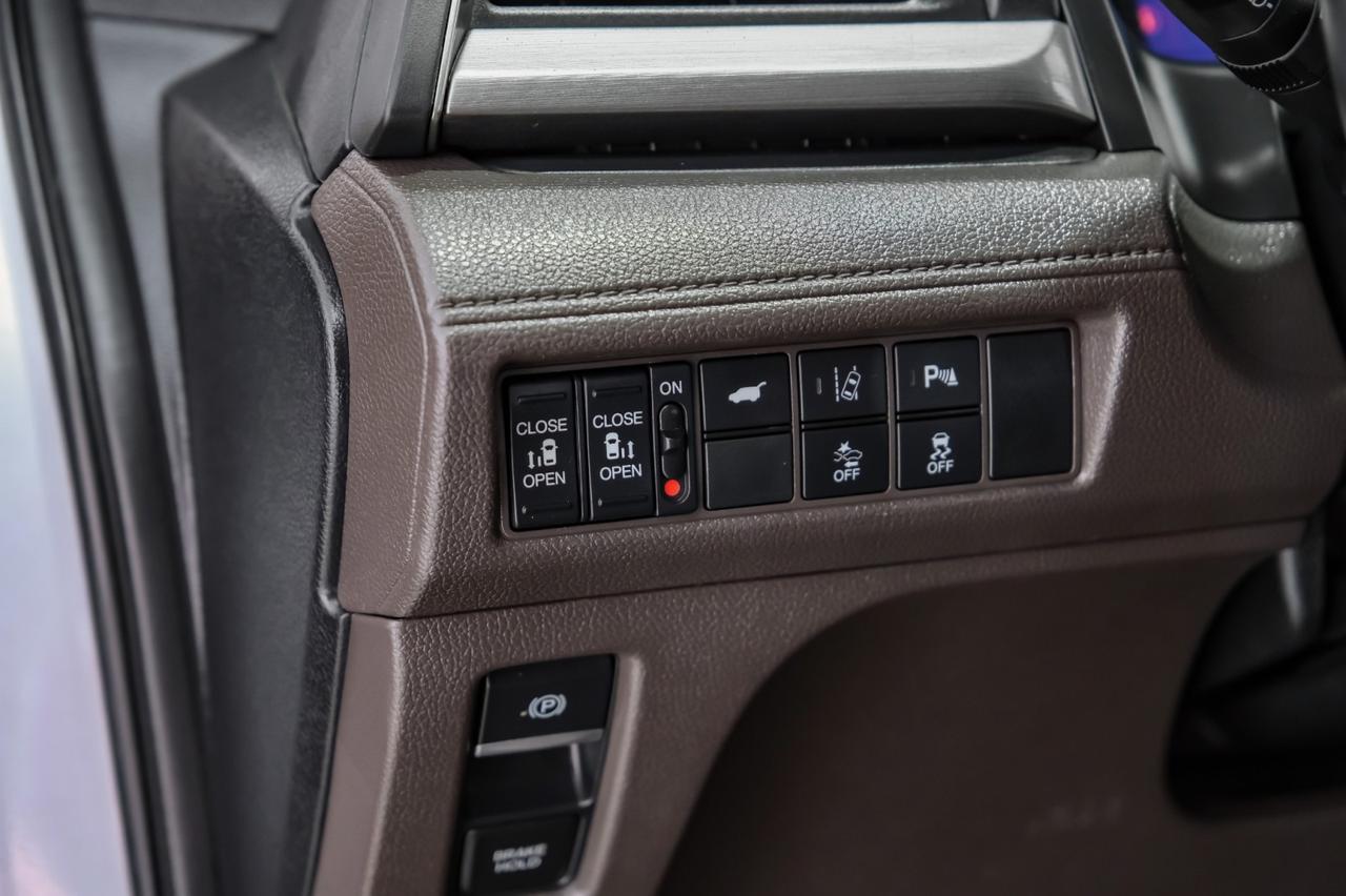 2019 Honda Odyssey TOURING HONDA SENSING SUITE BLIND SPOT NAVIGATION TV ENTERTAINME Carrollton TX