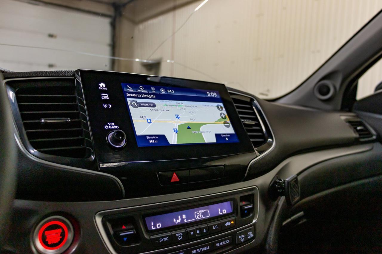 2019 Honda Pilot AWD EX-L 8 Passenger Leather Roof Nav Red Deer AB