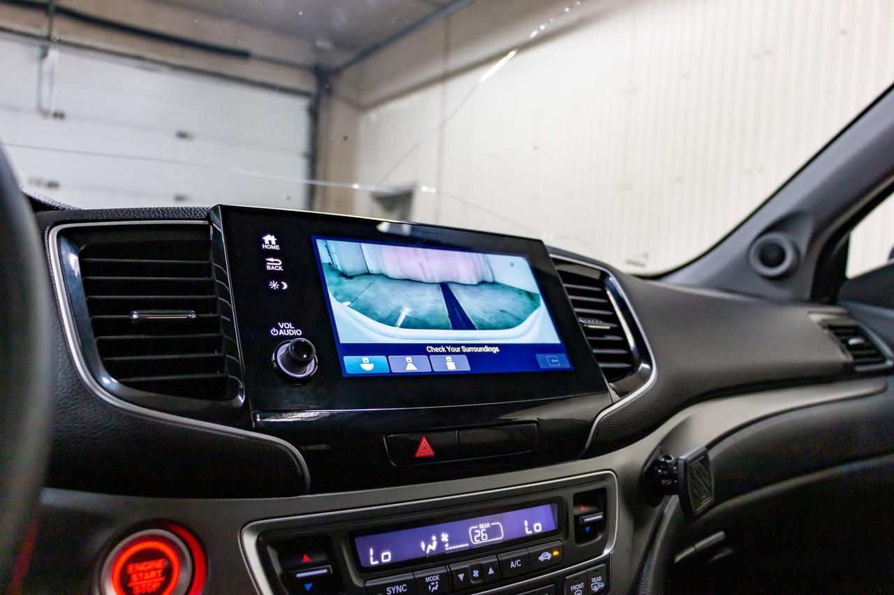 2019 Honda Pilot AWD EX-L 8 Passenger Leather Roof Nav Red Deer AB