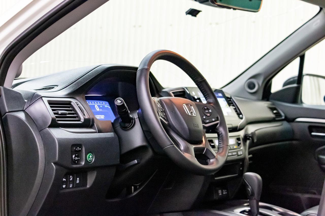 2019 Honda Pilot AWD EX-L 8 Passenger Leather Roof Nav Red Deer AB