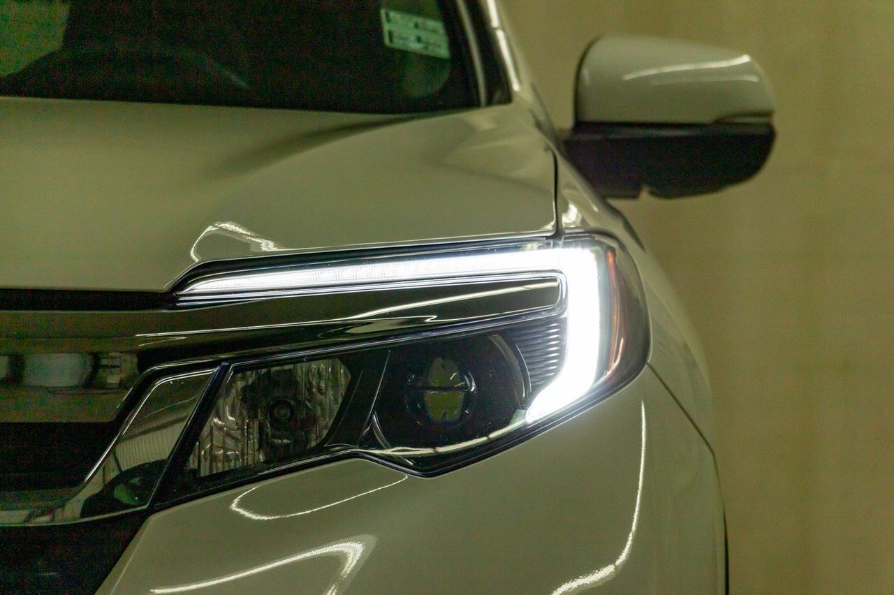 2019 Honda Pilot AWD EX-L 8 Passenger Leather Roof Nav Red Deer AB