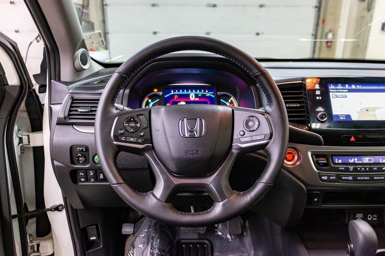 2019 Honda Pilot AWD EX-L 8 Passenger Leather Roof Nav Red Deer AB