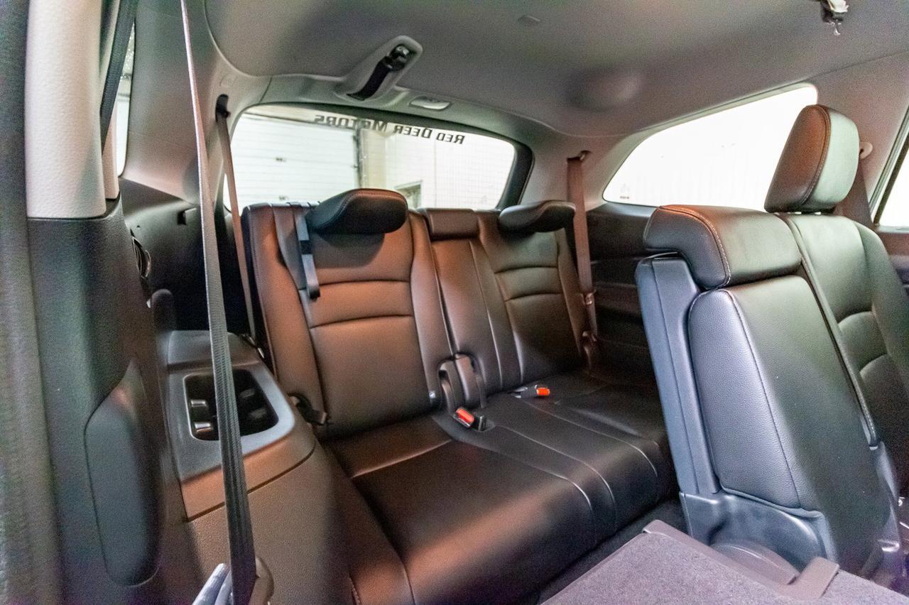 2019 Honda Pilot AWD EX-L 8 Passenger Leather Roof Nav Red Deer AB