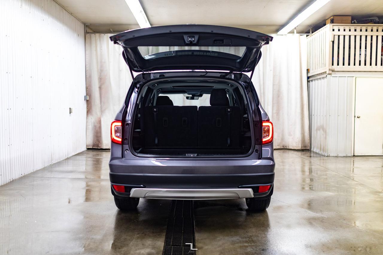 2019 Honda Pilot AWD EX Roof BCam 3rd Row Red Deer AB