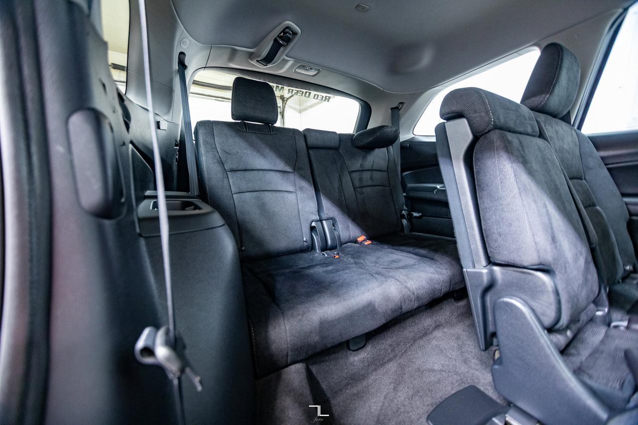 2019 Honda Pilot AWD EX Roof BCam 3rd Row Red Deer AB