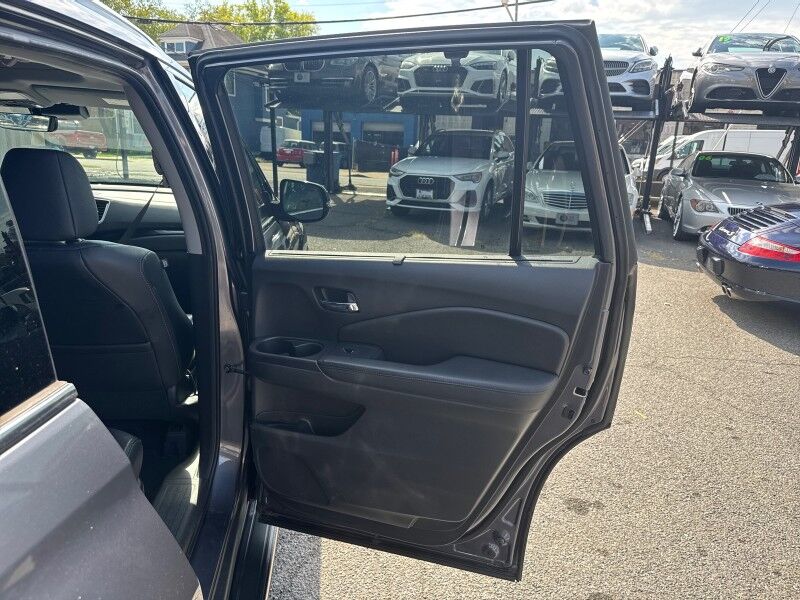 2019 Honda Pilot AWD Elite 3.5L 6-Cyl SUV Arlington VA