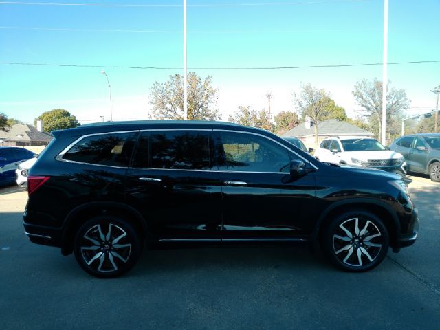 2019 Honda Pilot Elite photo 4