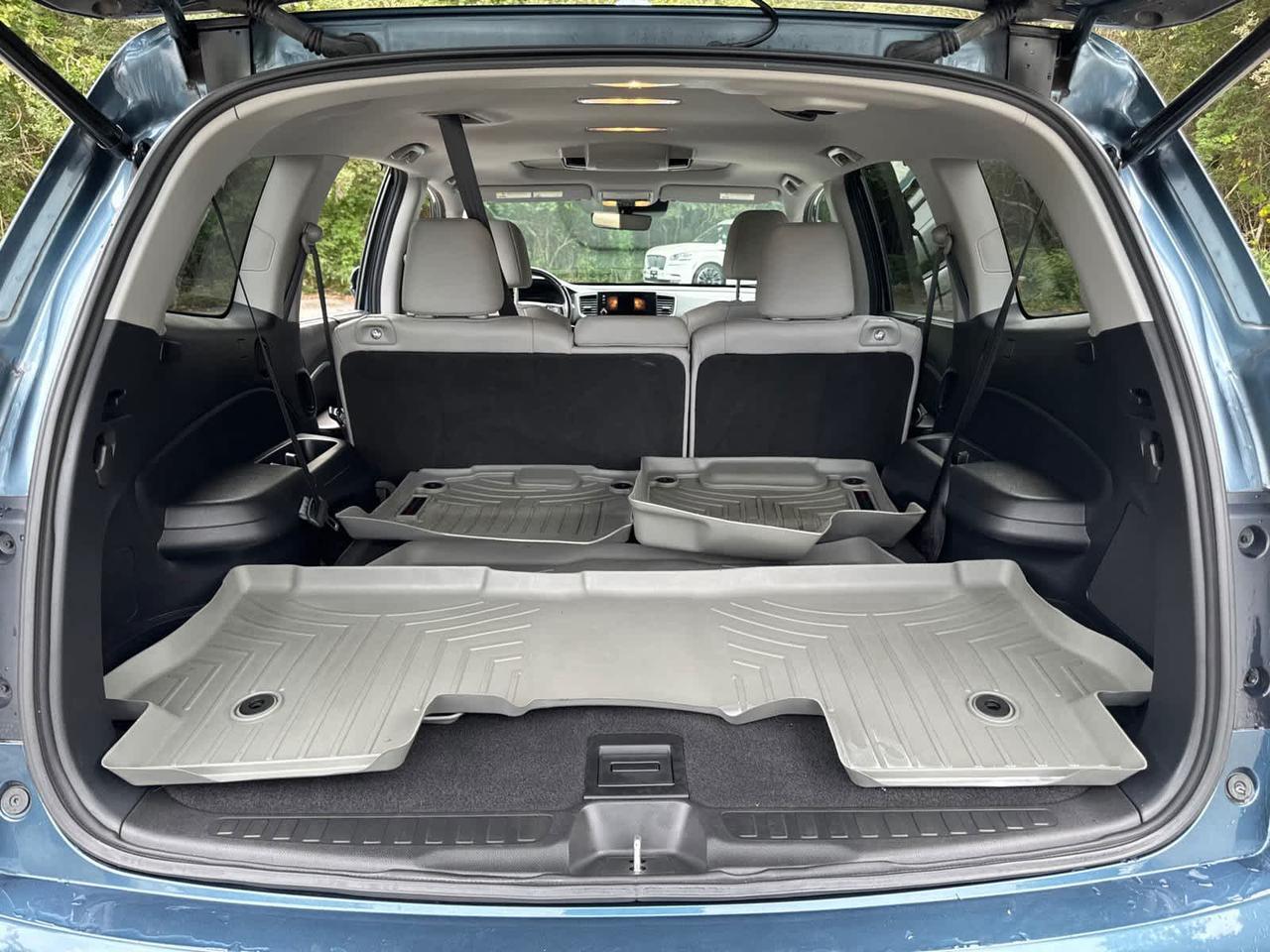 2019 Honda Pilot Touring 8-Passenger Dartmouth MA