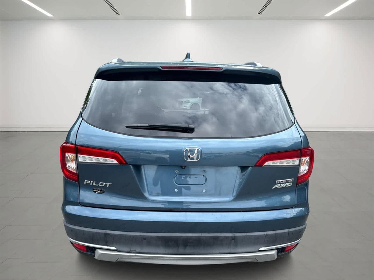 2019 Honda Pilot Touring 8-Passenger Dartmouth MA