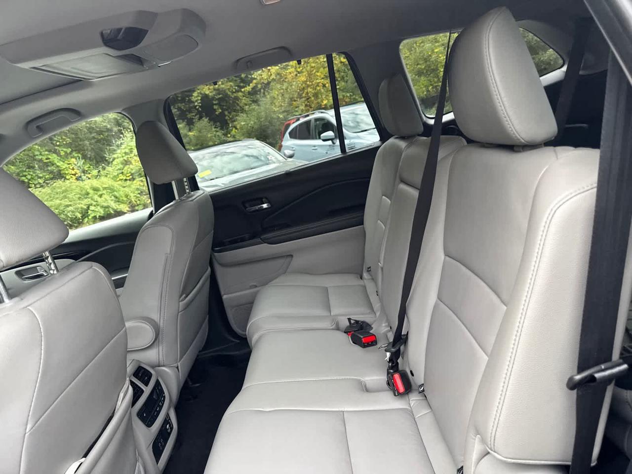 2019 Honda Pilot Touring 8-Passenger Dartmouth MA