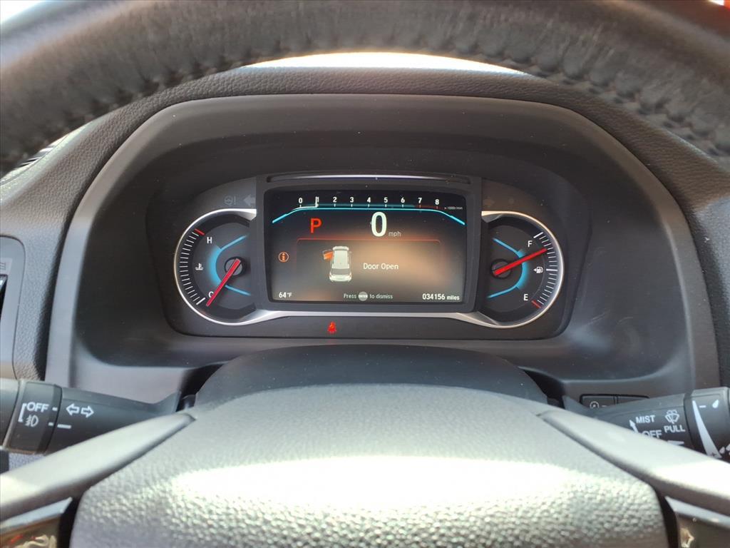 2019 Honda Pilot Touring w/Rear Captain&apos;s Chairs Roanoke VA