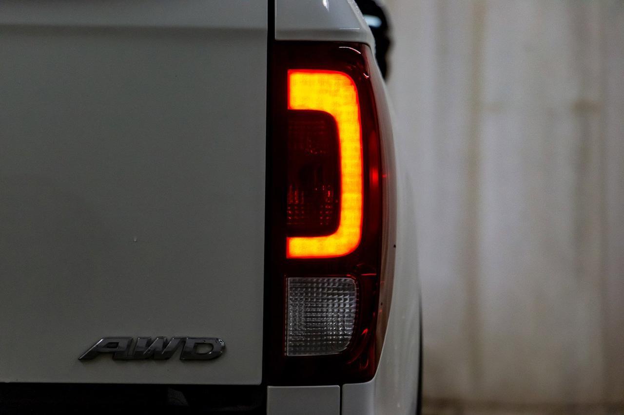 2019 Honda Ridgeline 4x4 Crew Cab Sport Roof BCam Red Deer AB