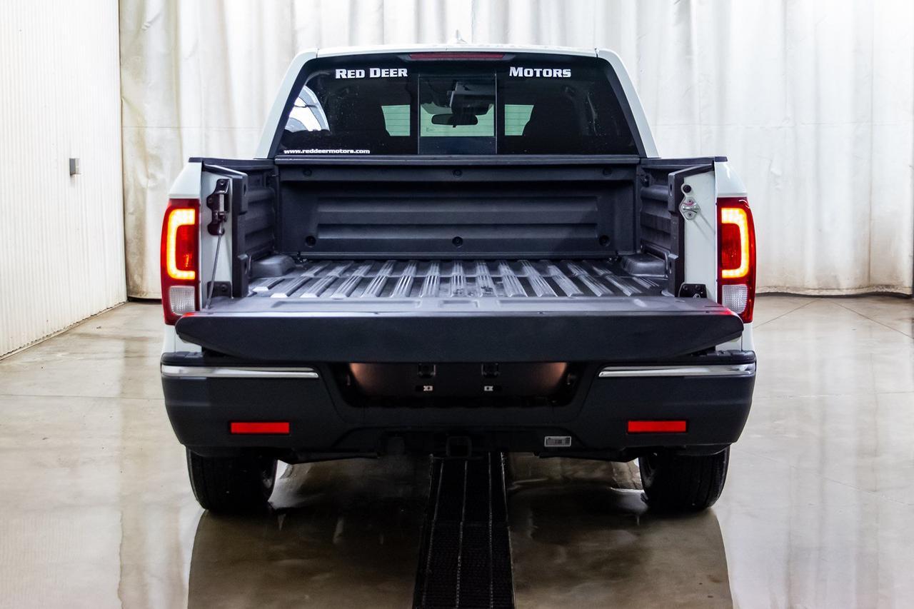 2019 Honda Ridgeline 4x4 Crew Cab Sport Roof BCam Red Deer AB