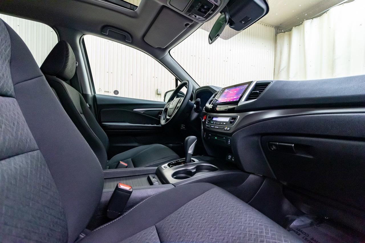 2019 Honda Ridgeline 4x4 Crew Cab Sport Roof BCam Red Deer AB