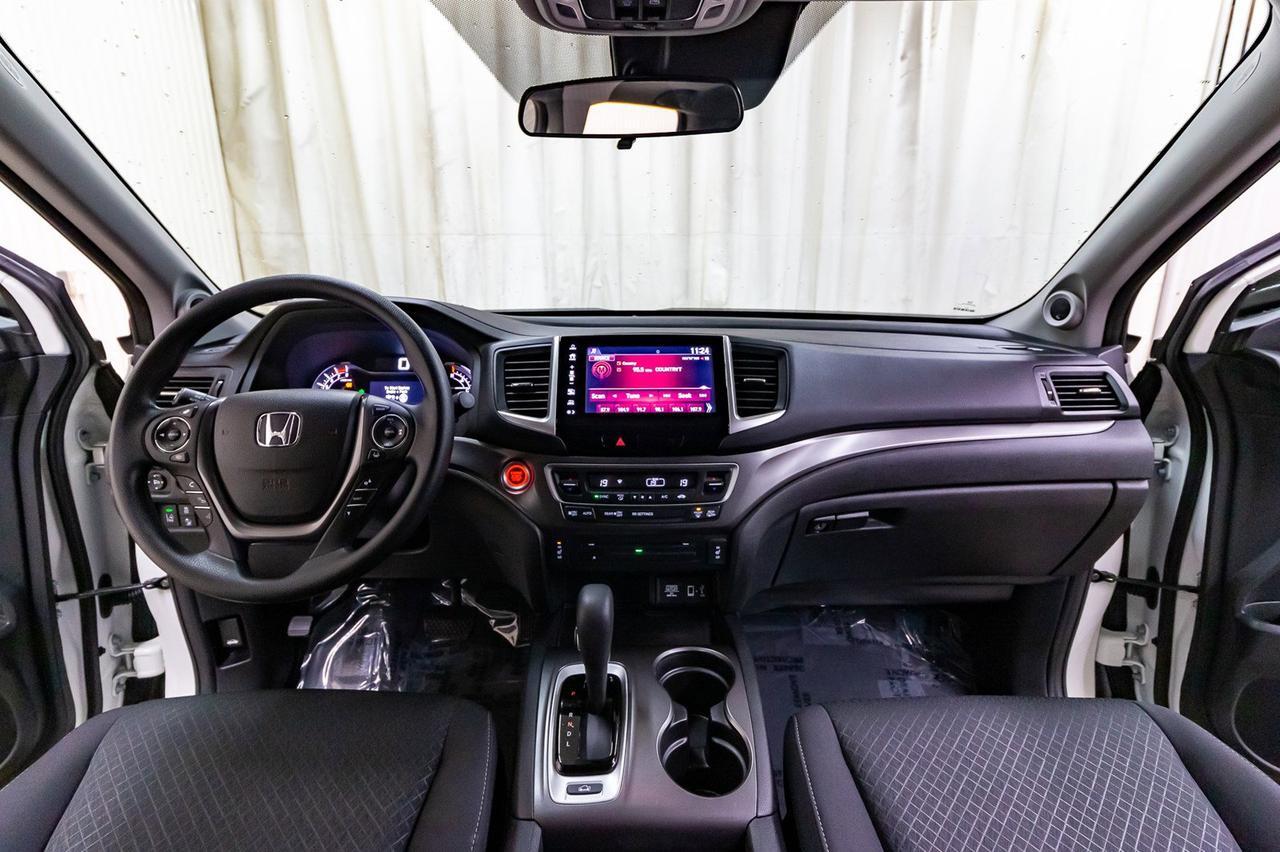 2019 Honda Ridgeline 4x4 Crew Cab Sport Roof BCam Red Deer AB