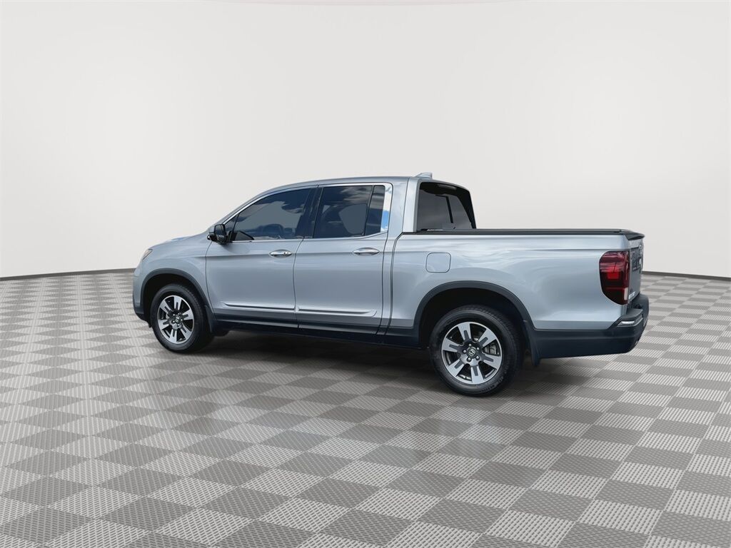2019 Honda Ridgeline RTL-E photo 3