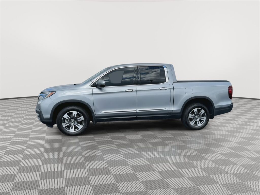 2019 Honda Ridgeline RTL-E photo 2