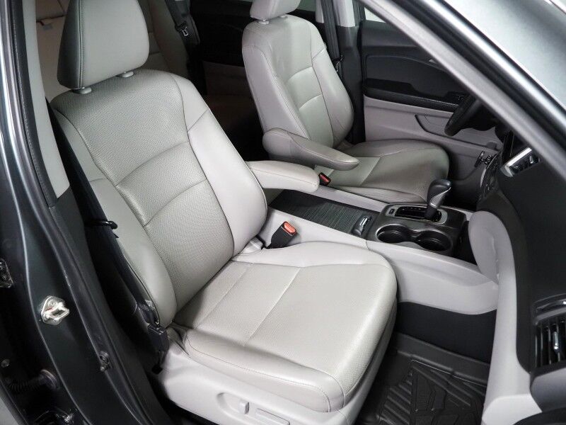 2019 Honda Ridgeline RTL-T *NAVIGATION, BACKUP-CAMERA, COLOR TOUCHSCREEN, MOONROOF, LEATHER, HEATED SEATS, REMOTE START, KEYLESS ENTRY, ALLOY WHEELS, ANDROID & APPLE